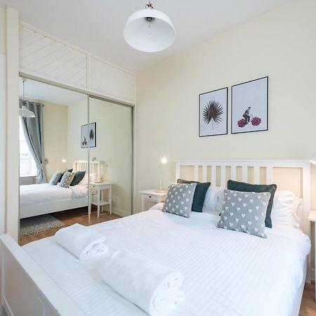 Bright And Modern 2 Bed Apartment エディンバラ エクステリア 写真