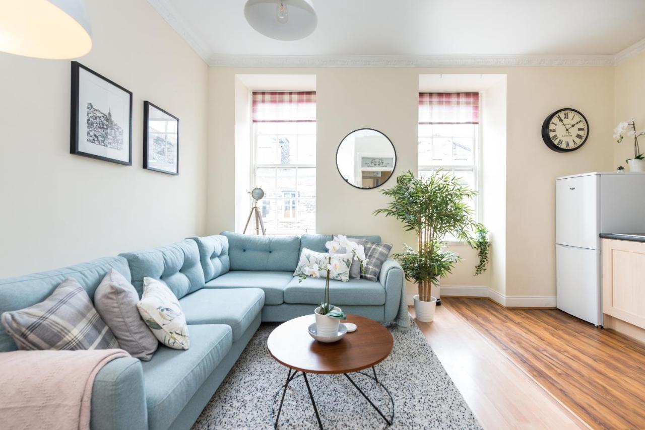 Bright And Modern 2 Bed Apartment エディンバラ エクステリア 写真