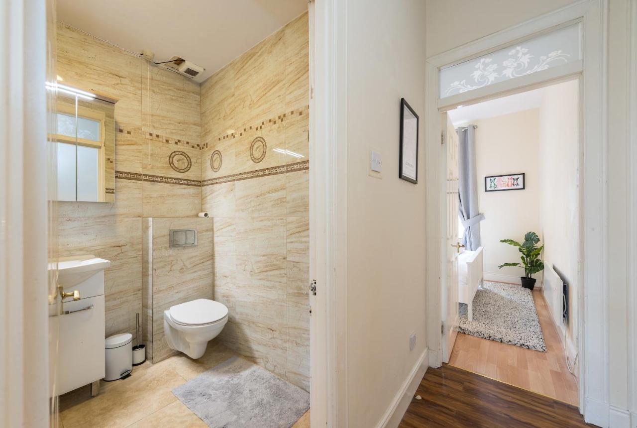 Bright And Modern 2 Bed Apartment エディンバラ エクステリア 写真